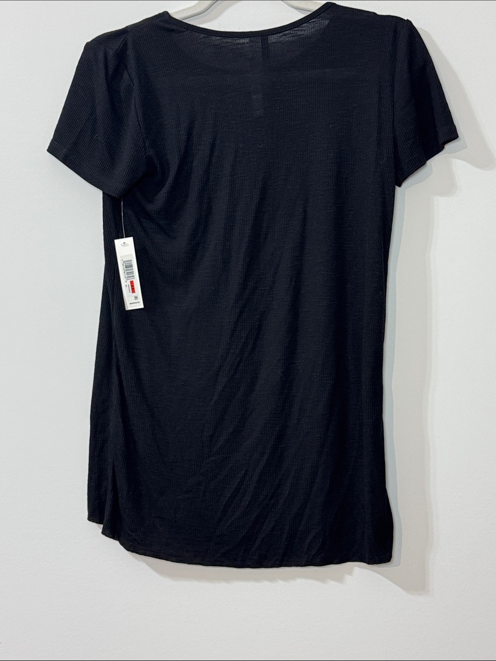 Kensie Women’s Black Short Sleeve Front Envelope Style Tee - Size XS - Picture 8 of 9